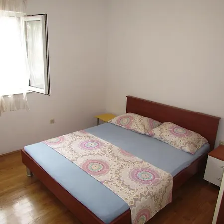 Apartment Apt Toni Makarska
